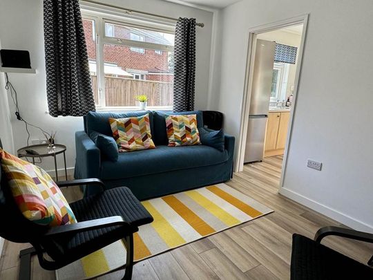 4 bedroom house to rent - Photo 1