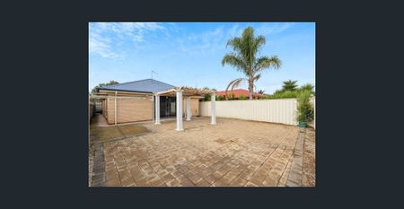 Charming Family Home - Photo 5