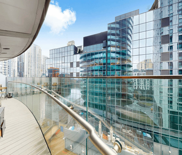 Crossharbour Plaza, London, E14 - Photo 3 | Rentumo