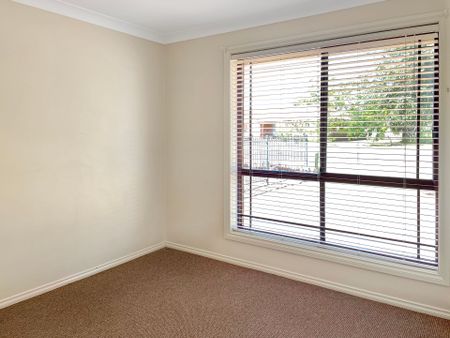Charming Family Home in Prime Dubbo Location - Photo 4