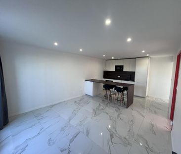 Location Appartement 4 pièces 59m² ROANNE 42300 - Photo 3