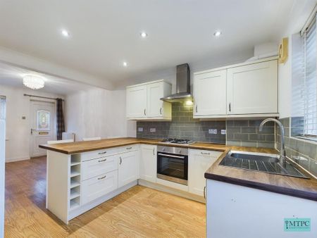 2 bedroom terraced house to rent - Photo 5