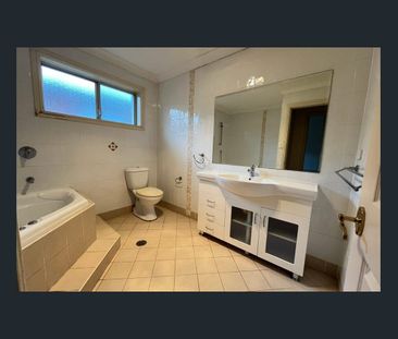 21 Hope St, Penrith, NSW 2750 - Photo 2