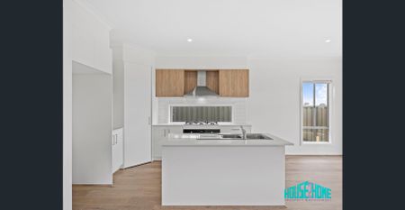 Contemporary Family Living in the Heart of Weir Views - Photo 4