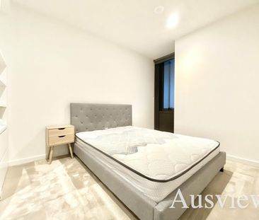 Near New Stylish, Walk to Central Station and Universities! - Photo 4