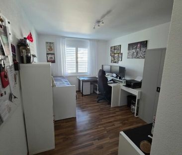 Wunderschöne 4.5-Zimmerwohnung im Eigentumsstandard mit Cheminée an... - Photo 5