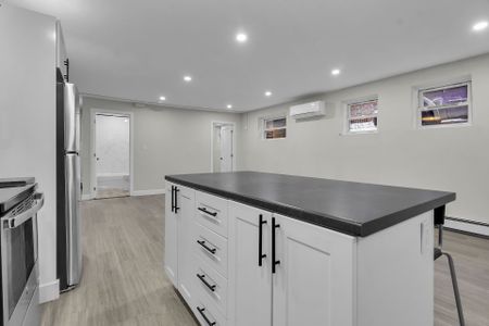 For Lease - 425 Mckenzie Avenue Unit# 1, London South, Ontario - Photo 3