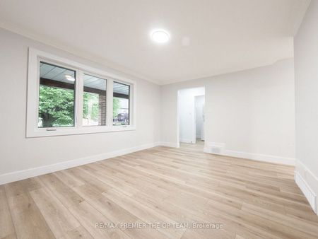For Lease - 61 McAdam Avenue Unit# Upper, Toronto, Ontario - Photo 2