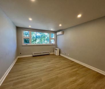 For Lease - 3046 Jaguar Valley Drive Unit# 302, Mississauga, Ontario - Photo 3