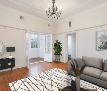 ULTIMATE CITY APARTMENT WITH AN ABUNDANCE OF CHARACTER! - Photo 1