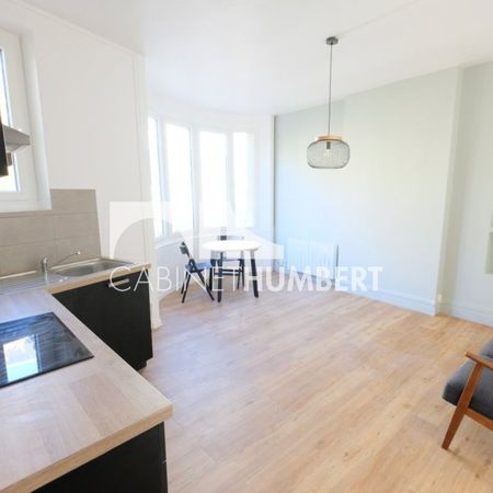 Location Appartement 2 pièces 43m² ST ETIENNE 42000 - Photo 4