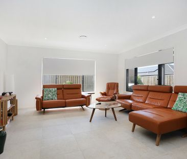5 BEDROOM FAMILY HOME WITH CLUB ACCESS - Photo 4