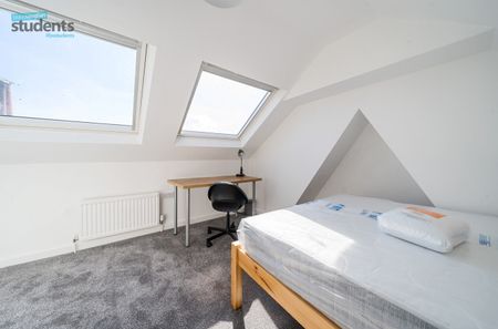 6 bedroom terraced house to rent - Photo 4