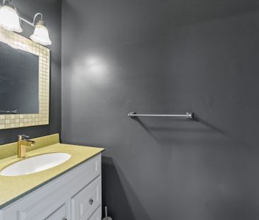 For Lease - 34 Kingswood Drive, Clarington, Ontario - Photo 2