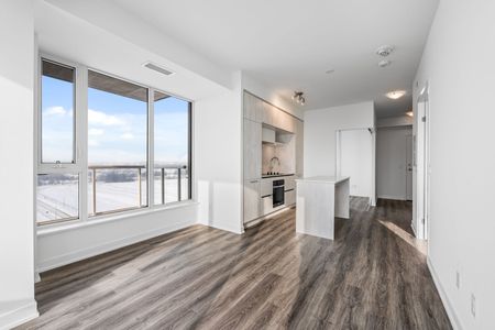 For Lease - 2 Davids Eyer Road Unit# 1224, Richmond Hill, Ontario - Photo 4