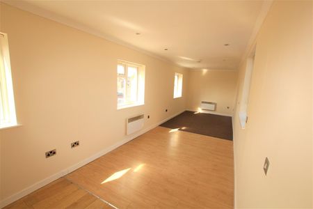 Western Road - Photo 2