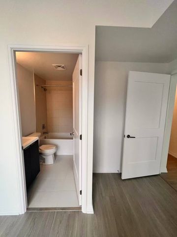 For Lease - 50 Dunfield Avenue Unit# 1617, Toronto, Ontario - Photo 2