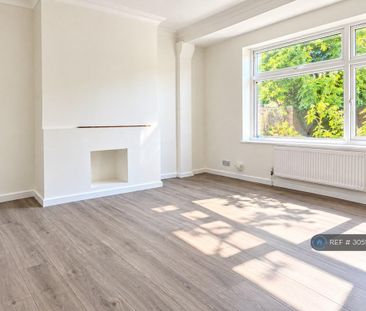 4 bedroom terraced house to rent - Photo 2