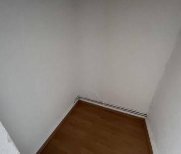 Ihre neue Mietwohnung in der Werftstraße - 4 ZKB, DG, sanierter Altbau - Photo 1