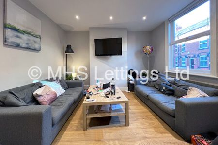 4 Bedroom Mid Terraced House for rent in Granby Grove - Photo 2