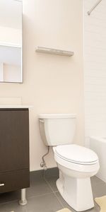 For Lease - 55 Oneida Crescent Unit# 1408, Richmond Hill, Ontario - Photo 4