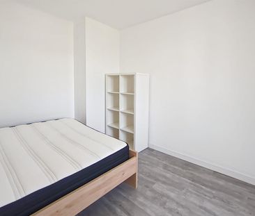 Location Meublée : Appartement 2 Pièces avec Jardin - Photo 1