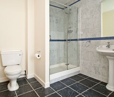 (Penthouse), Marina View, Clarence Street, Dun Laoghaire, Co. Dubli... - Photo 6