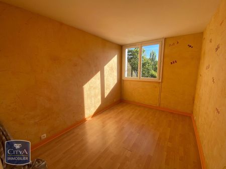Location Appartement 4 pièces 75m² LE PLESSIS TREVISE 94420 - Photo 4