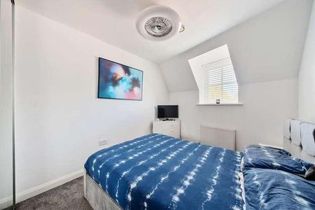 Cheam Road, Epsom, KT17 - Photo 3