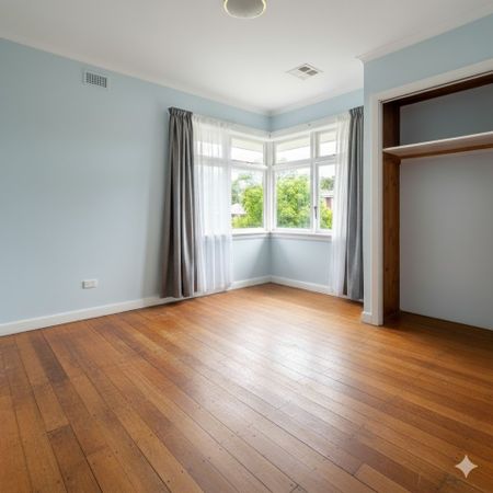 Spacious Family Home in Prime Caringbah South Location - Photo 2