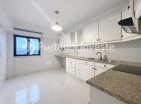 Almada, Setúbal Municipality - Photo 5