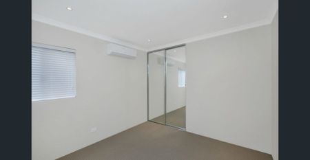 Modern & Stylish 3x2 Villa in a Prime Location! - Photo 4