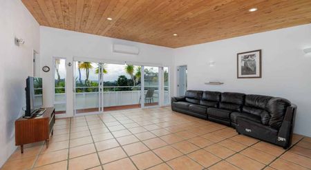 Mediterranean-Inspired Home In Paihia - Photo 5