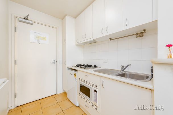 5807/570 Lygon Street, Carlton - Photo 1