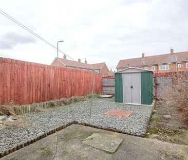 2 bedroom terraced house to rent - Photo 2