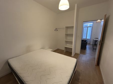 Location Appartement 3 pièces 47m² LE CREUSOT 71200 - Photo 2