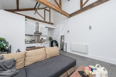 Rose & Crown Apartments, LS12 - Photo 3