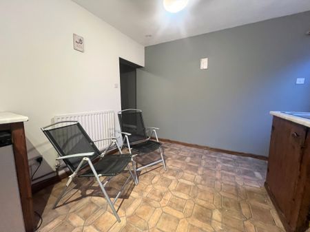 Birchfield Road, Redditch, B97 - Photo 5