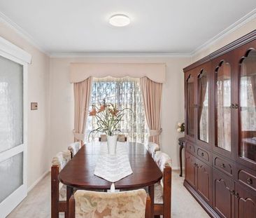 Classic Family Home in a Great Location - Photo 6