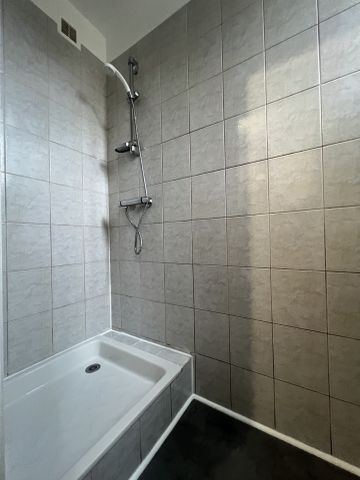 Location Appartement 3 pièces 57m² REIMS 51100 - Photo 3