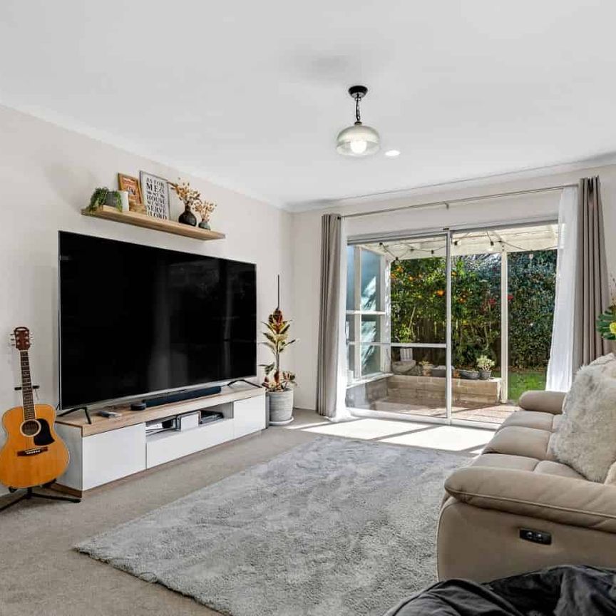 Modern and Sunny 2 Bedroom Home with Great Parking - Photo 1