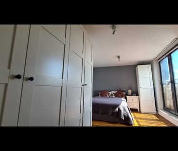 2 Bed Penthouse, Bramley Crescent, IG2 - Photo 5