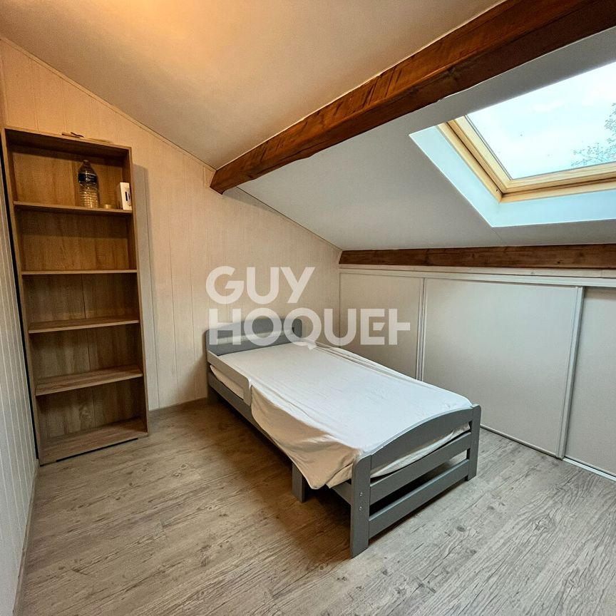 LOCATION d'une maison T5 meublée à DECINES CHARPIEU HYPER CENTRE - Photo 1