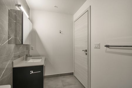 30 Saint Joseph Boulevard Est - Photo 5