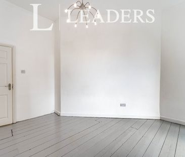 2 bedroom apartment to rent Osborne Road, Southsea, Hampshire, PO5 - Photo 2