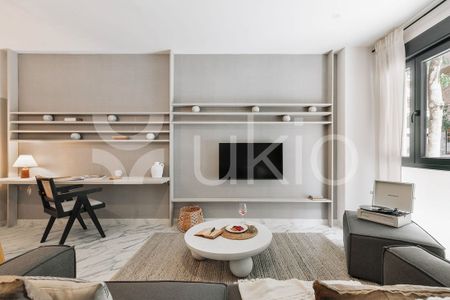 Barcelona Capital, Catalonia 08021 - Foto 4