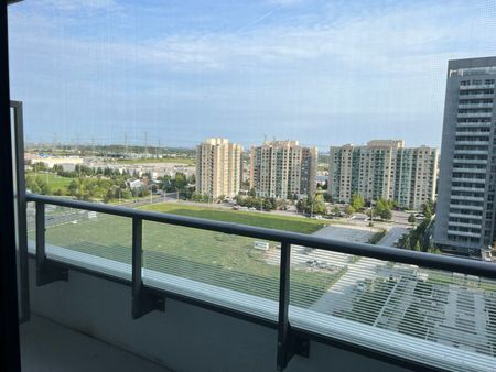 For Lease - 105 Oneida Crescent Unit# 1209, Richmond Hill, Ontario - Photo 3