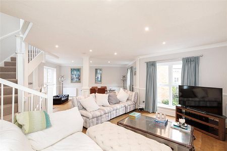 3 bedroom house in London - Photo 4