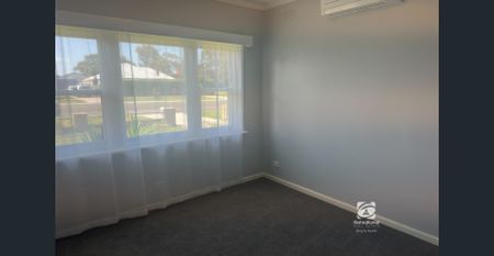 SIMPLE MODERN CHARM - Photo 3