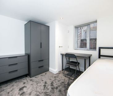 Hessle View, Hyde Park, Leeds - Photo 4